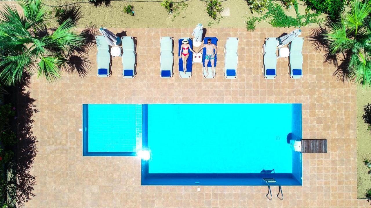 Villas Louloudaki Lutrá Kültér fotó